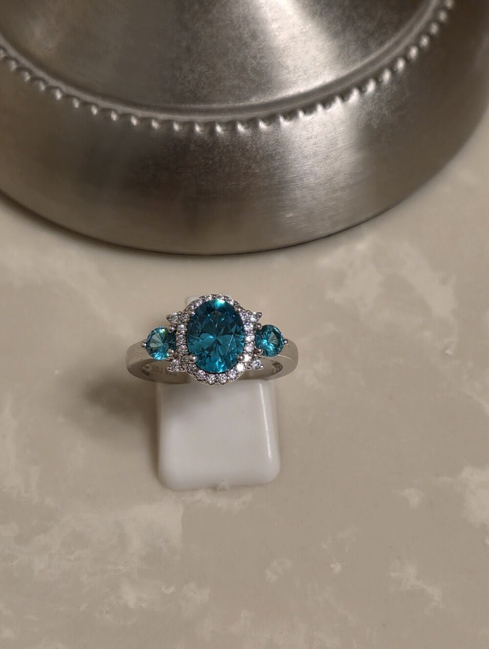 925 Silver CZ and Emerald Ring Size 8